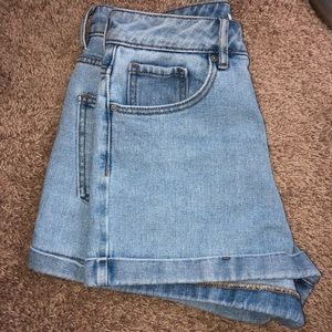 PacSun Denim Mom Short